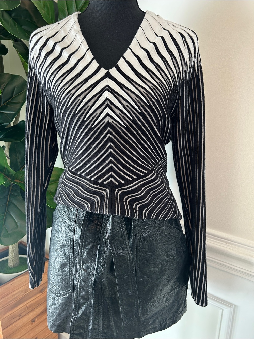 Black House White Market Women’s Black & White V-Neck Patterned Sweater